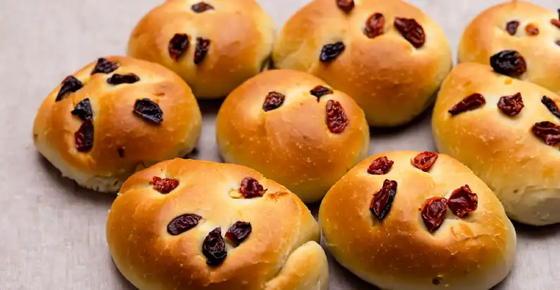 bread-liasti-ntomata